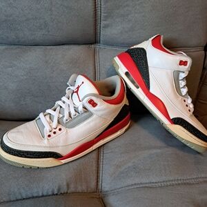 Nike Air Jordan 3s